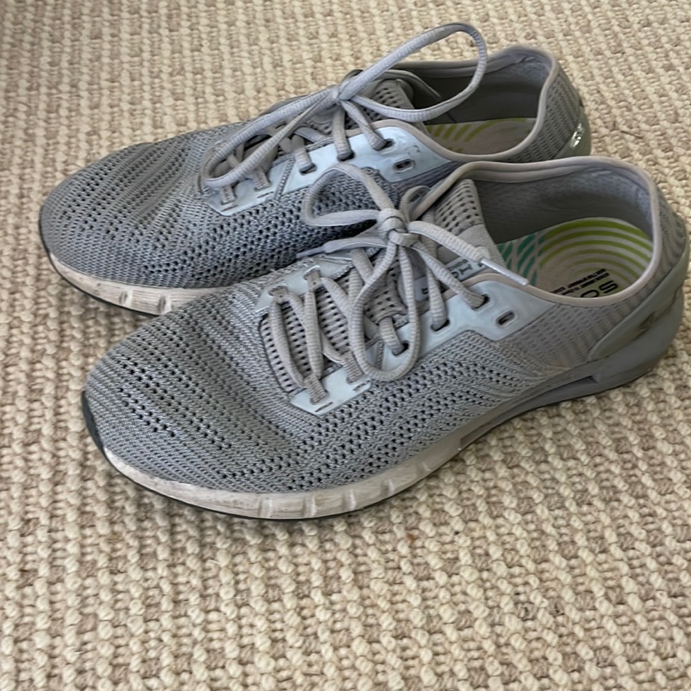 Under Armour Training shoes Women’s 12/ men’s 10.5